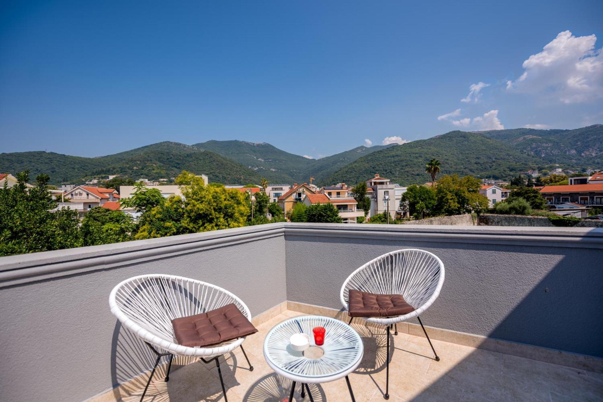 Miro Guesthouse Tivat Rom bilde