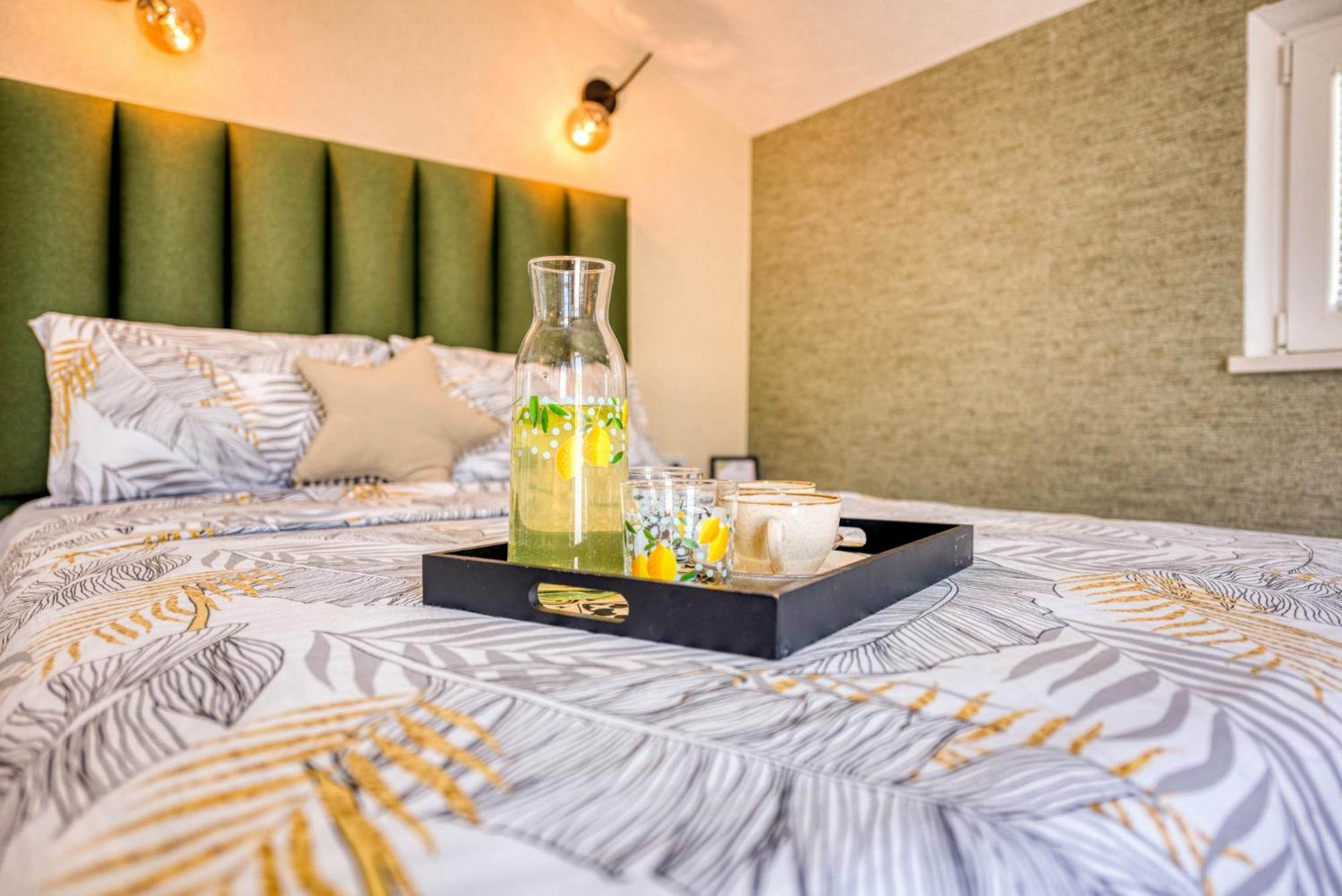 Miro Guesthouse Tivat Rom bilde