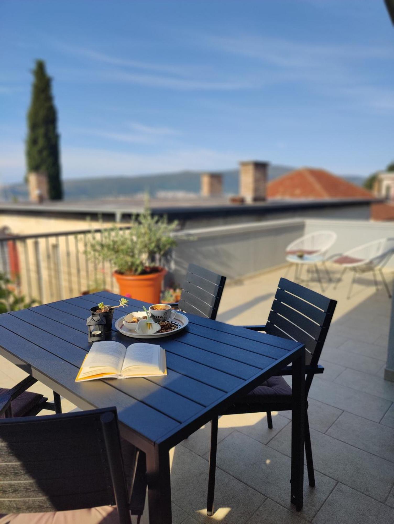 Miro Guesthouse Tivat Eksteriør bilde