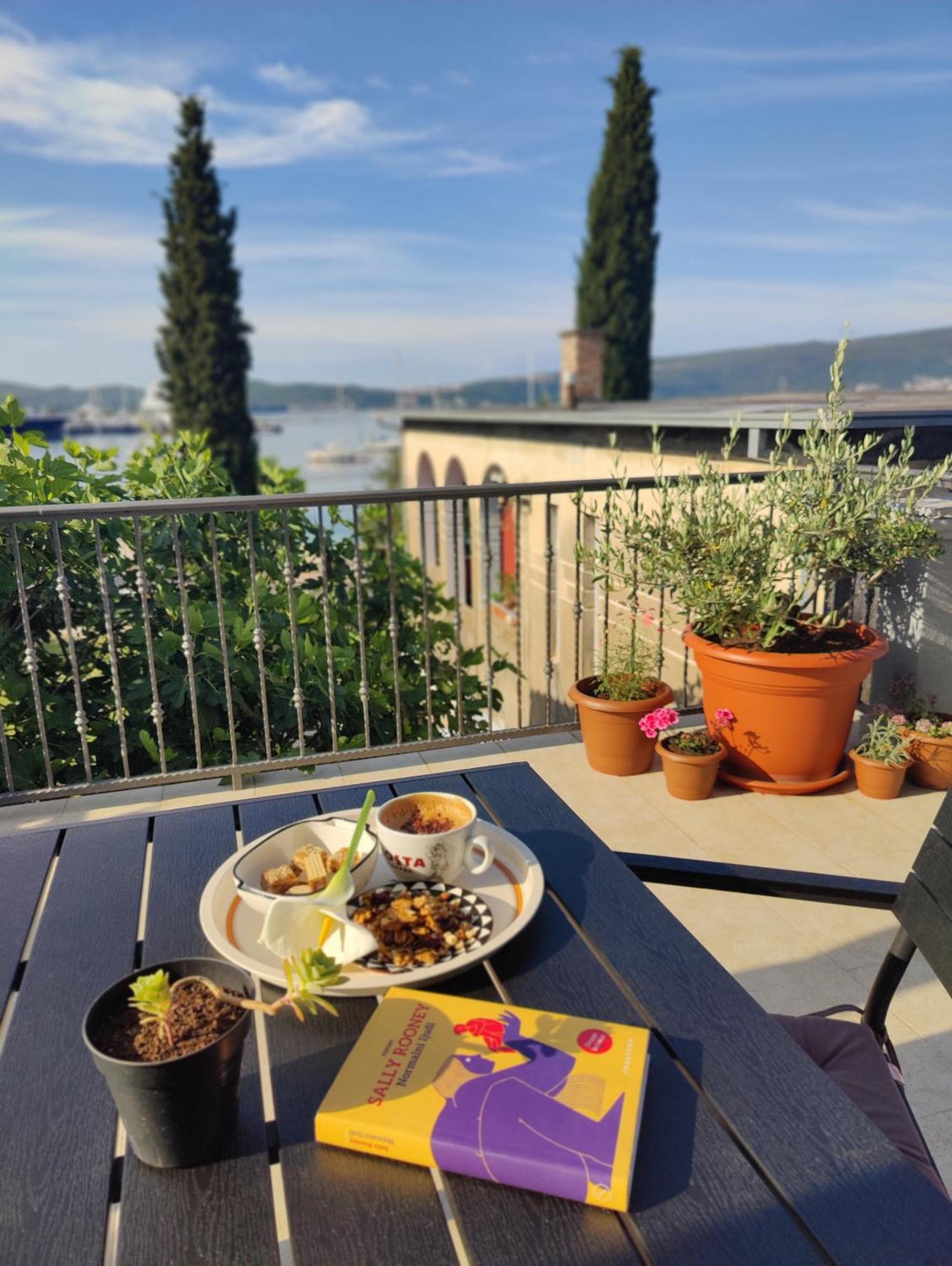 Miro Guesthouse Tivat Eksteriør bilde